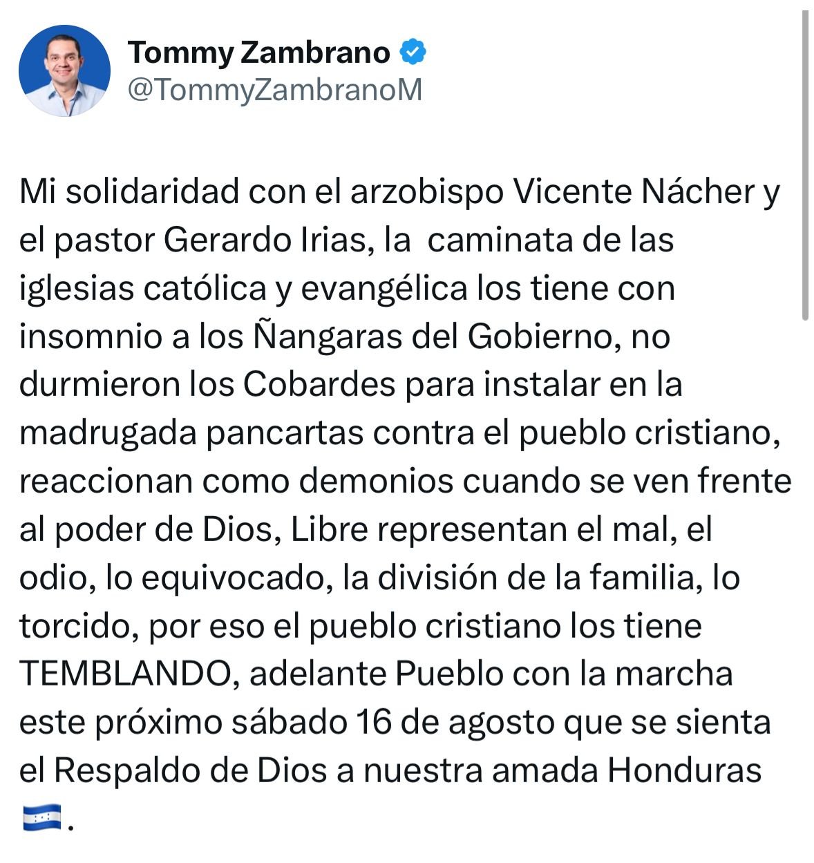 Tommy Zambrano respalda caminata de iglesias y arremete contra el gobierno por pancartas en la capital 2 WhatsApp Image 2025 08 12 at 10.05.43 AM