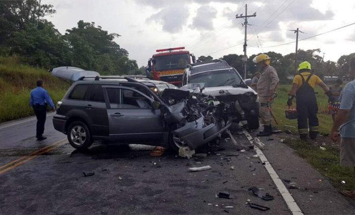 Más de 100 accidentes de tránsito dejan 12 muertos durante el fin de semana en Honduras 1 accidentes viales pd