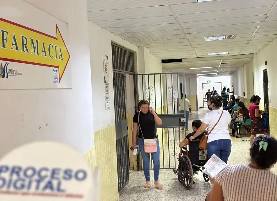 Pacientes del Hospital Escuela denuncian desabastecimiento crítico de medicamentos 1 farmacia Hospital Escuela.jpg