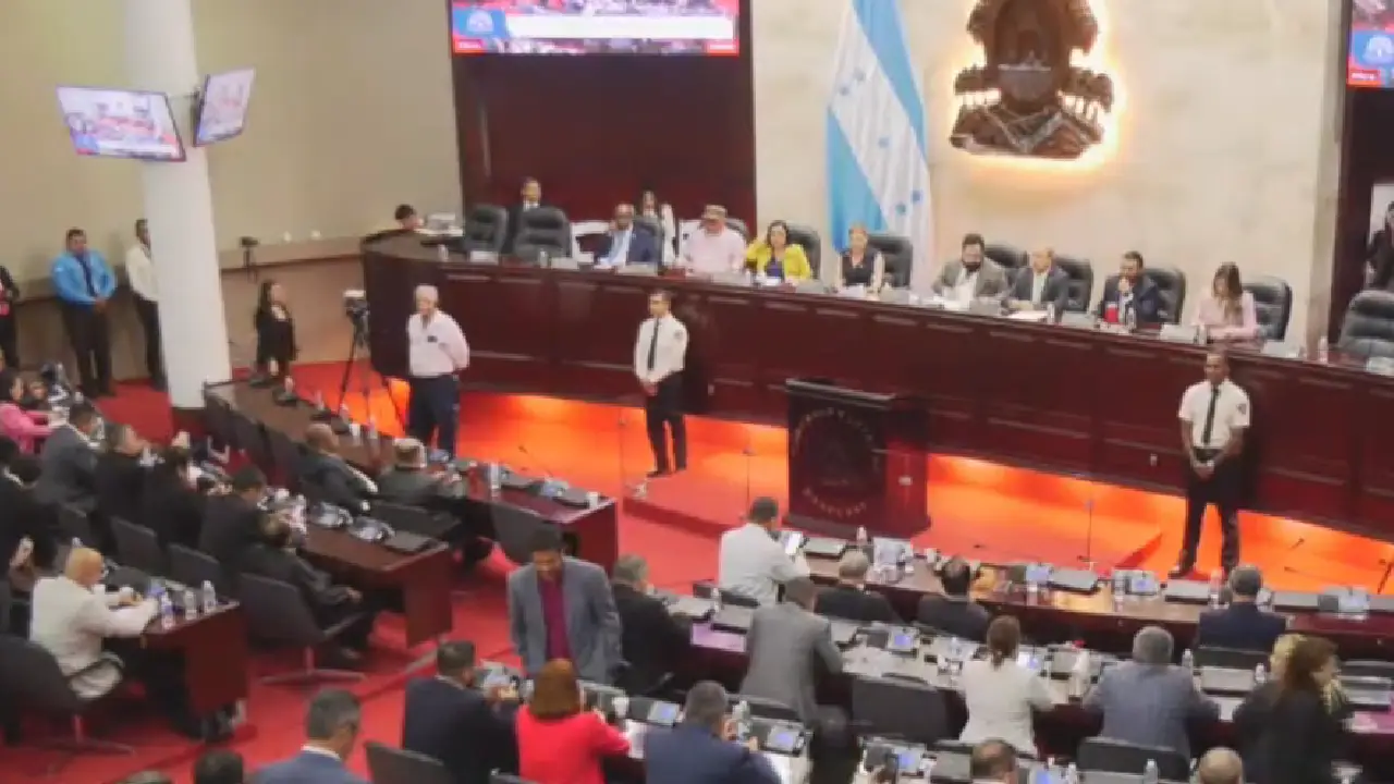 Congreso sesiona hoy para decidir extensión del plazo del TREP 1 principal congreso honduras trep cne