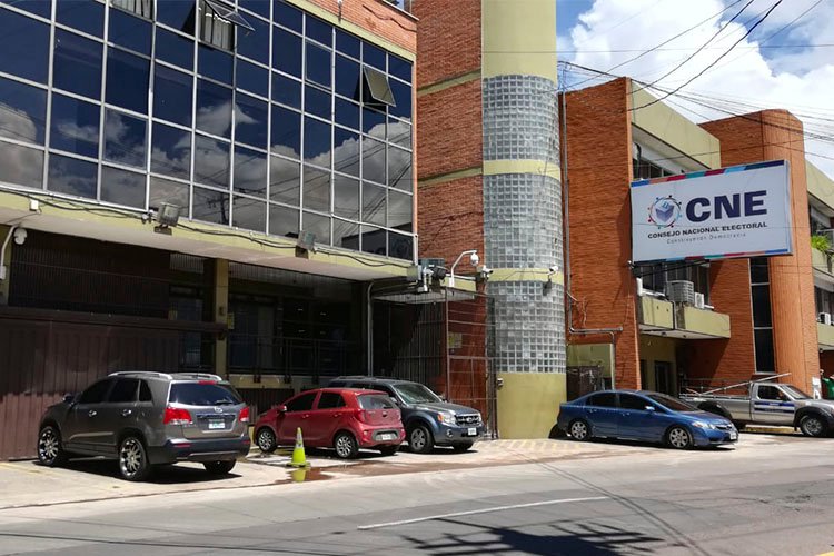 Veedores nacionales e internacionales recibirán acreditación para elecciones en Honduras 1 20201019 CNE reanuda las actividades presenciales 1
