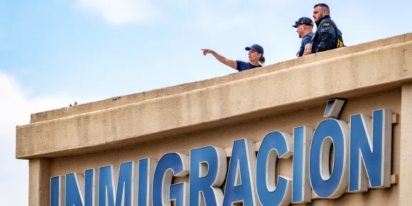 Tiroteo en oficina de ICE en Dallas deja un muerto y dos heridos 1 250925 dallas ice mb 1149 e29a6f