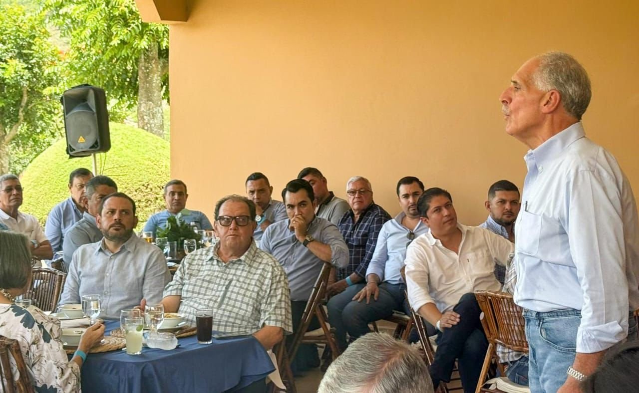 Nasry Asfura “Papi a la orden” y su equipo se reúnen con sectores productivos en San Marcos de Colón 1 6dc5cb76 6475 49ca a5f2 fb4eec8f84a0