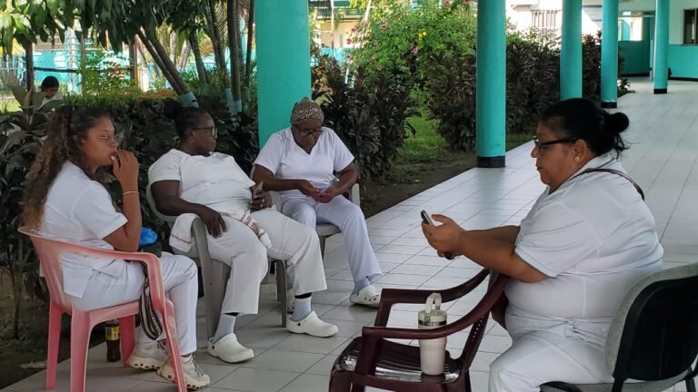 Auxiliares de enfermería en La Ceiba mantienen asambleas y rechazan llamado de la SESAL 9 829ba37e 98f3 4142 9dbe 58c47dacff53