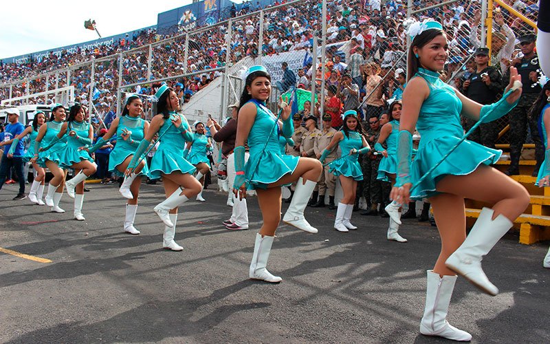 Al menos 74 colegios se preparan para los desfiles patrios en Tegucigalpa