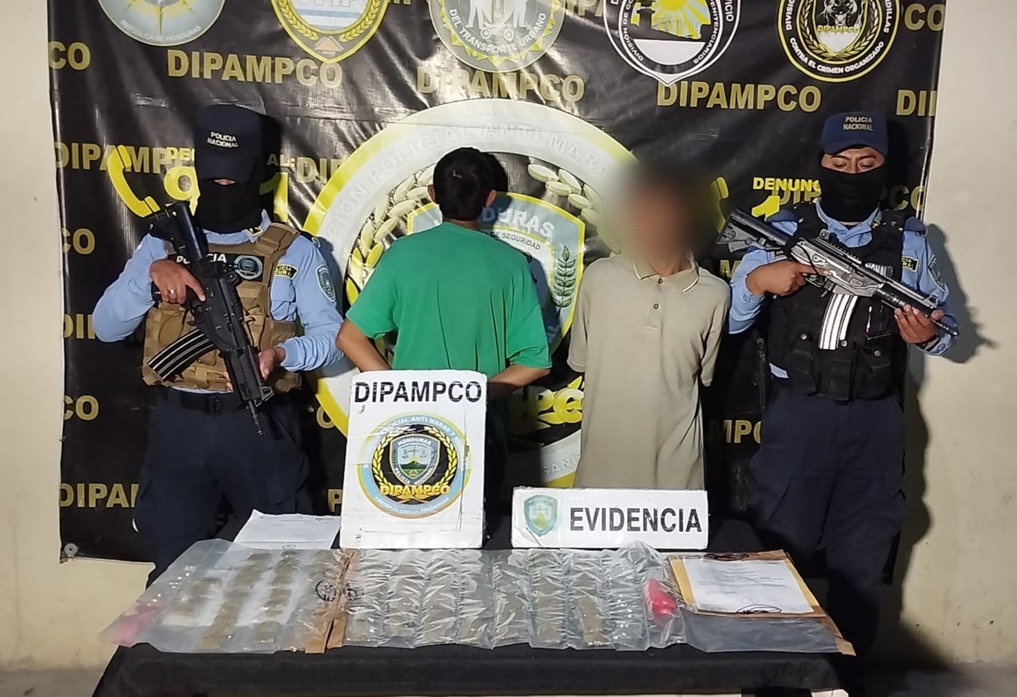 Capturan a dos miembros de la Pandilla 18 ligados a asesinatos y tráfico de drogas en Tegucigalpa 1 WhatsApp Image 2025 09 12 at 9.18.42 AM