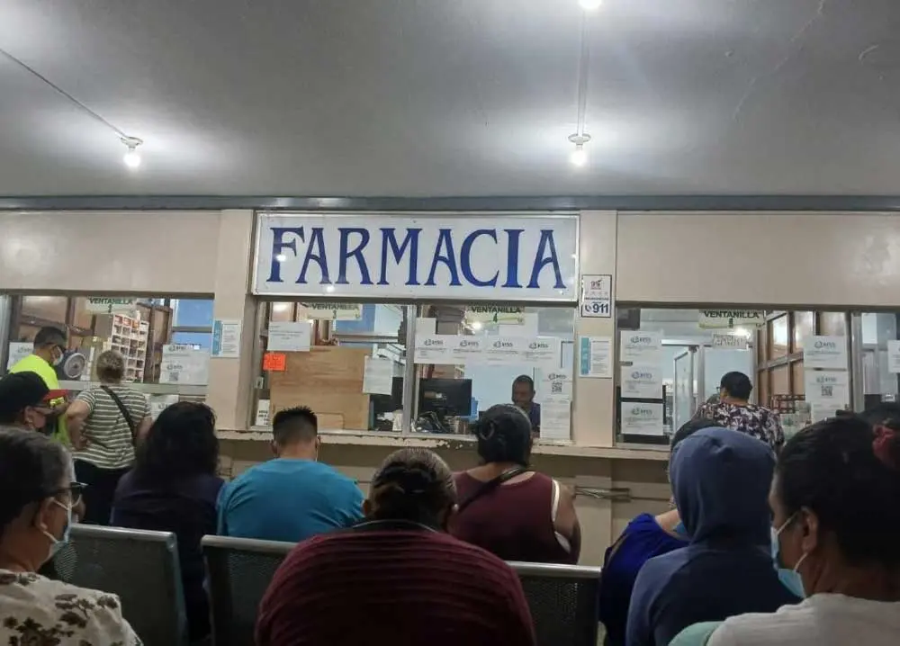 Cierre de farmacia del IHSS deja a cientos sin medicamentos por tercer día consecutivo 1 farmacia IHSS.jpg