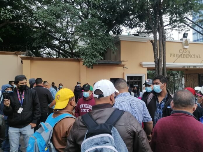 Alerta internacional: violencia sexual para silenciar manifestantes crece en Honduras y América Latina 1 maestros proheco