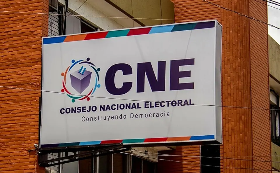 CNE abre licitación especial para adquirir equipo tecnológico electoral 1 CNE.jpg