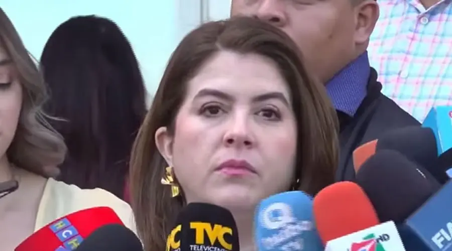 Cossette López acusa a Marlon Ochoa de frenar medidas en el CNE 1 Cossette Lopez 31 10 25.jpg