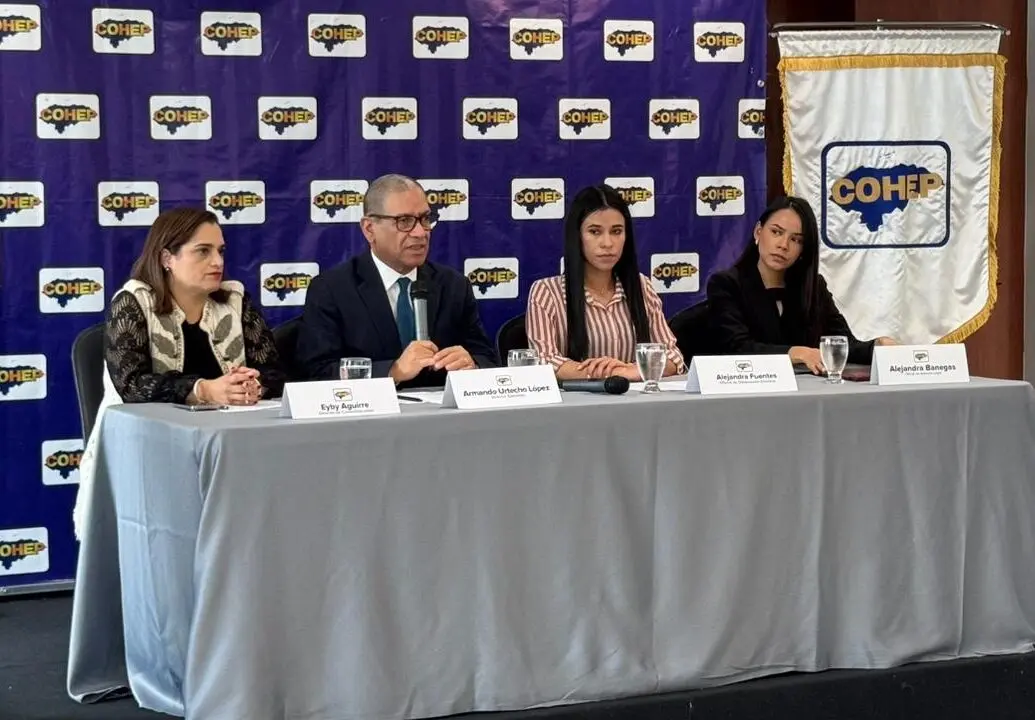 COHEP lanza “Honduras Conversa 2025” para que los candidatos presidenciales presenten sus propuestas 1 Debate cohep 2 e1760990310373.jpeg
