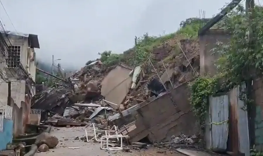 Derrumbe El REPARTI.jpg