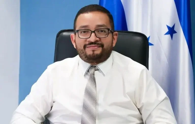 Juan Carlos Degrandez.jpg