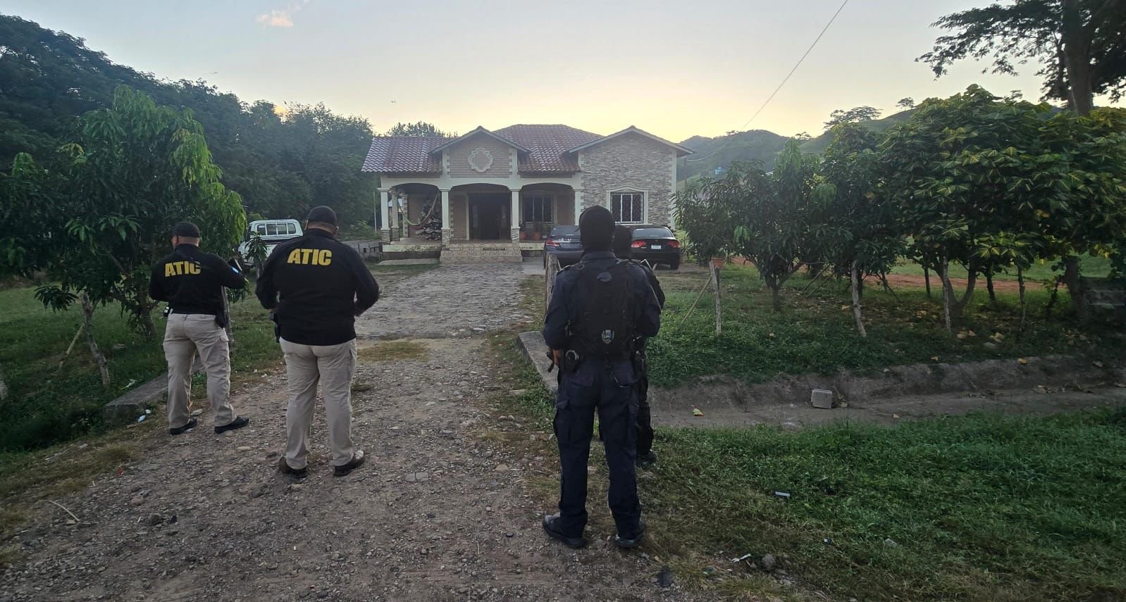 MP y ATIC realizan operativos contra “Los Castillos”, organización criminal liderada por alcalde prófugo de El Triunfo 1 01fd3465 92da 4471 a25b fef177d34923