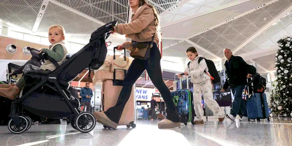 251107 flight delays rs f2d259