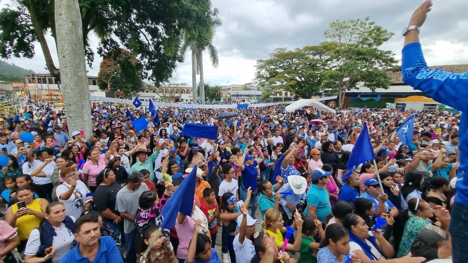 Danlí apuesta por un futuro distinto con Papi a la Orden y Abraham Kafati 4 439f2af8 7017 4d66 80b3 6acd8800087f