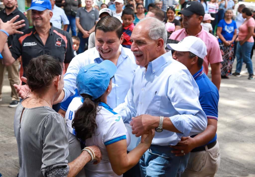 528d55d4 56e6 4cf1 a8f9 1e9e0133e3f7