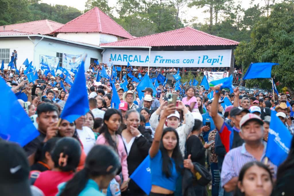 Papi a la Orden recibe masivo respaldo en Marcala y promete impulso al café y caminos rurales 2 69271dd6 57dc 4e00 88bf 0aadf27215f9