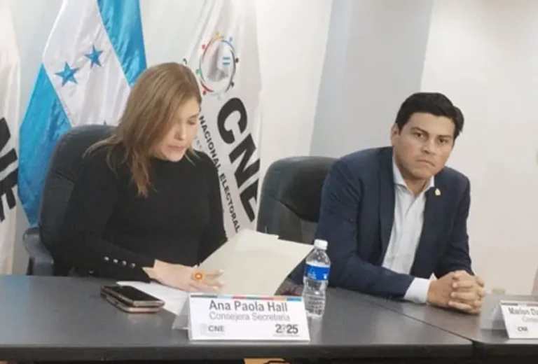 Ana Paola Hall Marlon Ochoa.jpg