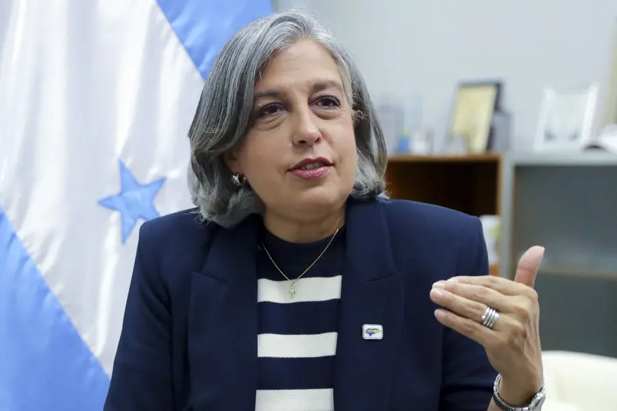 Empresarios piden un giro económico y reglas claras antes del cambio de gobierno 1 Anabel Gallardo cohep.jpg 1