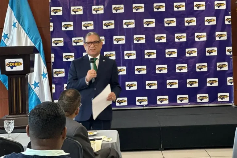 Sector privado respalda logística electoral con pago anticipado a transportistas 4 Armando Urtecho 7 de agosto.jpg