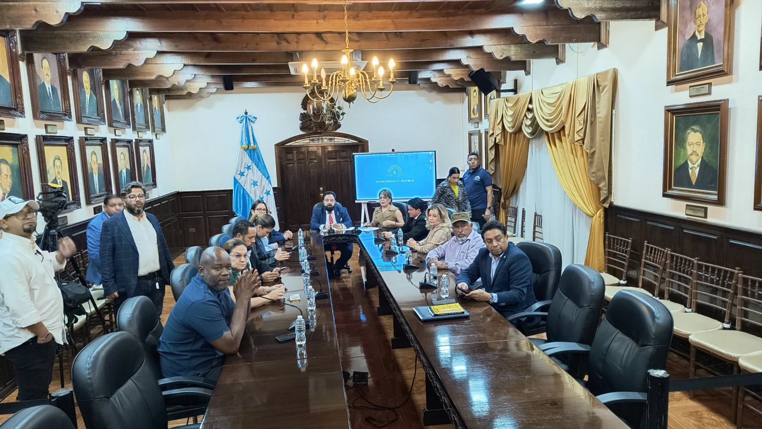 Comision permanente CN 1536x864.jpg 1