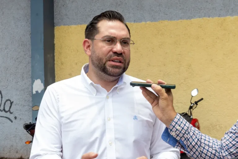 a9f7c4d3 6ed8 4d99 97fb c13c3ea59a13