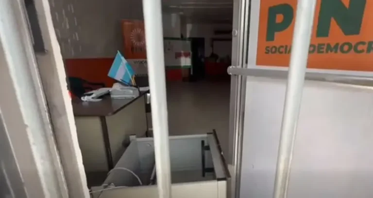 Roban información clave en sede del Pinu-SD en San Pedro Sula a 11 días de elecciones 2 asalto sede Pinu SD San Pedro Sula.jpg