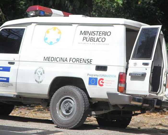 Mujer es hallada muerta en zona rural de Tegucigalpa 4 morguero