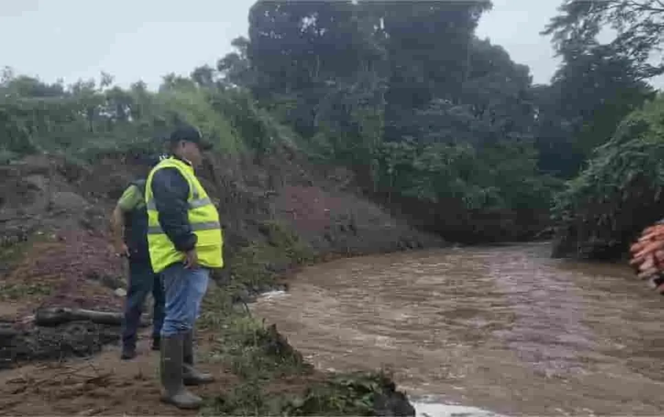 supervisan evaluacion de danos en olanchito y habilitan paso en sectores afectados por lluvias 0