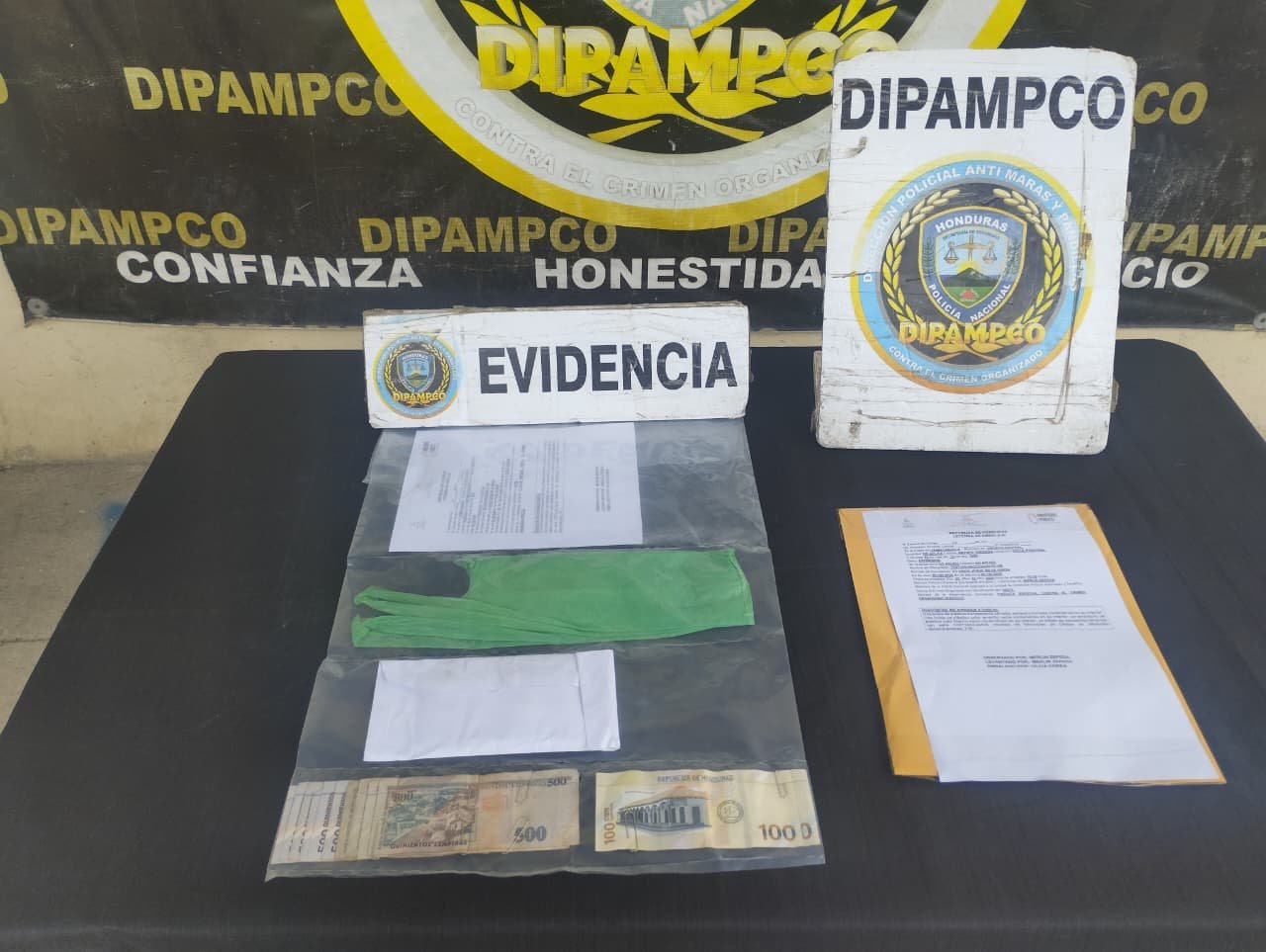 87397715 6a37 4fb6 a74e f02757452071