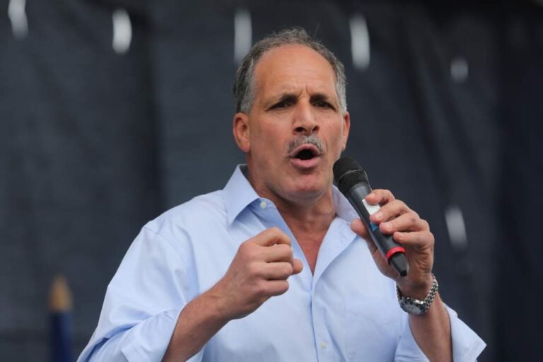 Papi a la Orden descarta toma de posesión en el Estadio Nacional y apuesta por la austeridad 7 CwnKzUgXEAE QBG
