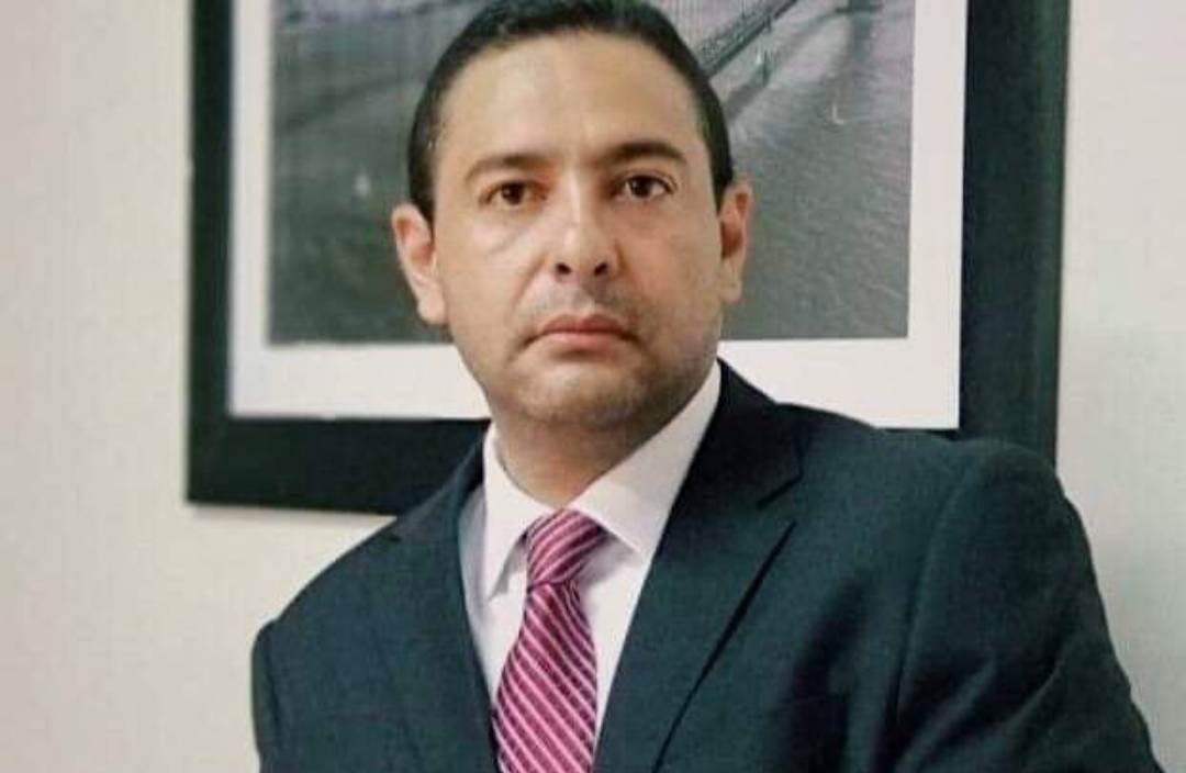 Oliver Erazo respalda al CNE y pide respaldo constitucional para finalizar escrutinio especial 1 FAAANfWVcAoa0aD