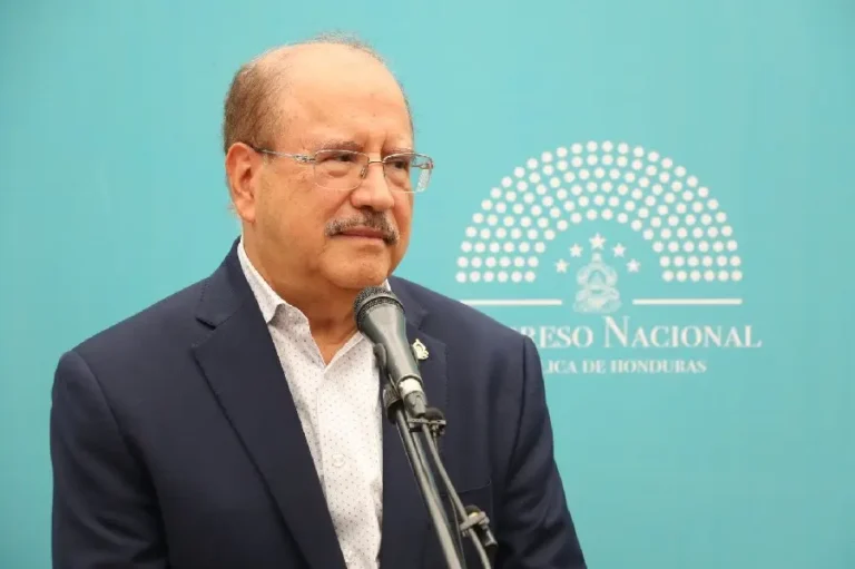 Congreso analiza aprobar presupuesto 2026 antes de la toma de posesión 2 Hugo Noe Pino.jpg