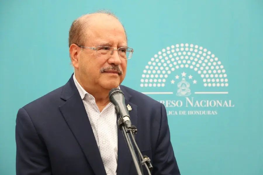 Congreso analiza aprobar presupuesto 2026 antes de la toma de posesión 1 Hugo Noe Pino.jpg