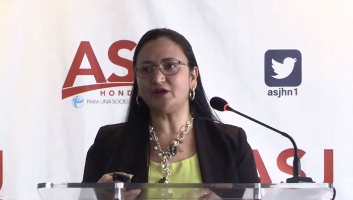 ASJ pide aclarar pagos de prestaciones a altos funcionarios 1 Liliam Rivera ASJ