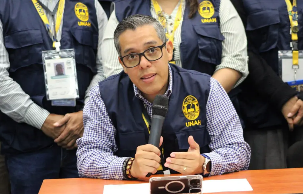 Rector de la UNAH alerta que corrupción erosiona democracia y confianza social 1 Odir Fernandez UNAH.jpg