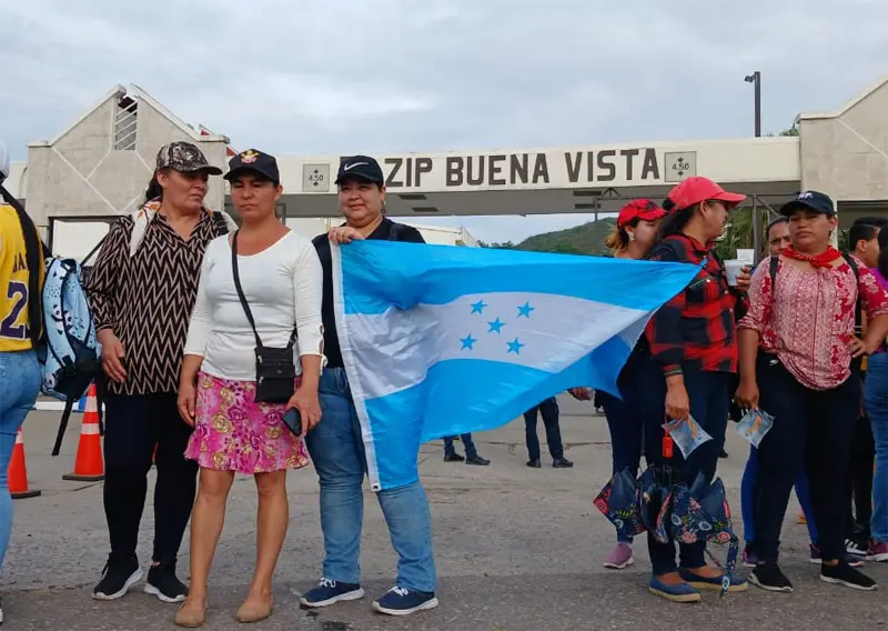 Protesta maquila Cortes.jpg