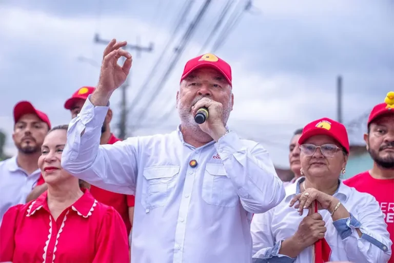 Roberto Contreras 1.jpg 2