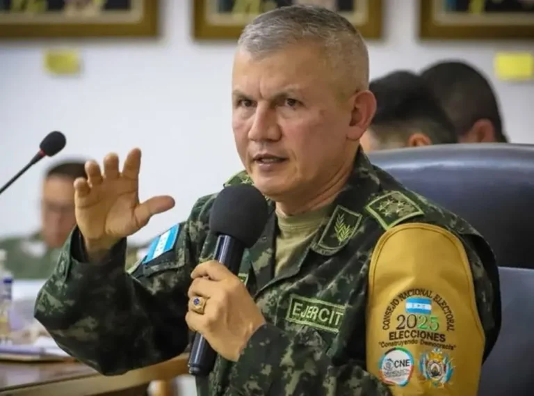 Roosevelt Hernandez otra.jpg