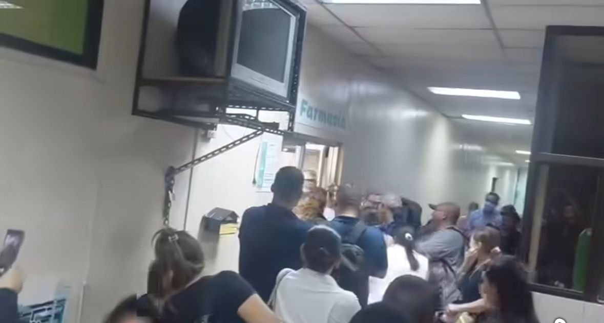 a6f80437 26fe 426f bf44 d67c6e92c134