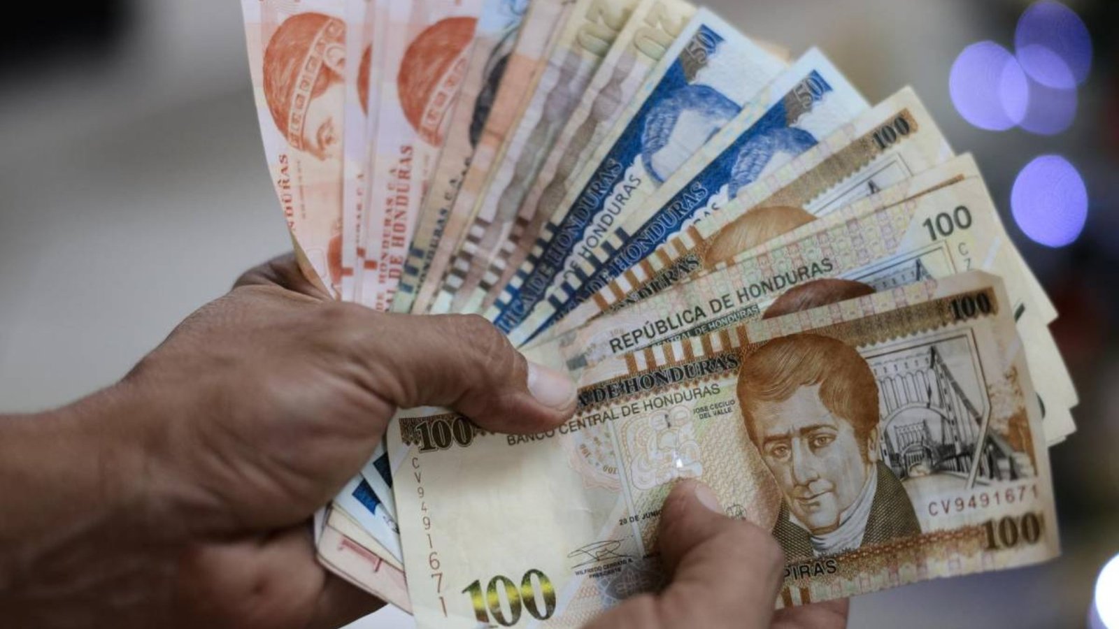 aguinaldo en Honduras