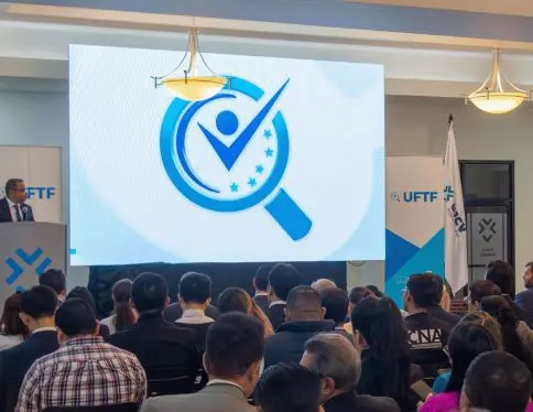 logo unidad politica limpia.jpg