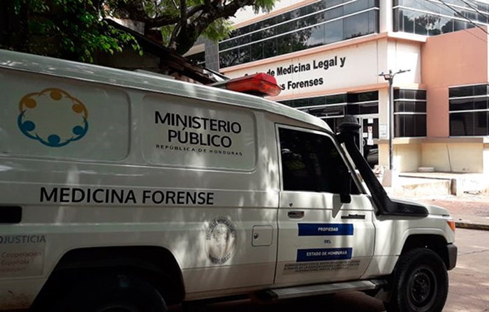 Violencia repunta en la capital: 16 cuerpos llegan a la morgue en solo dos días 1 medicina forense