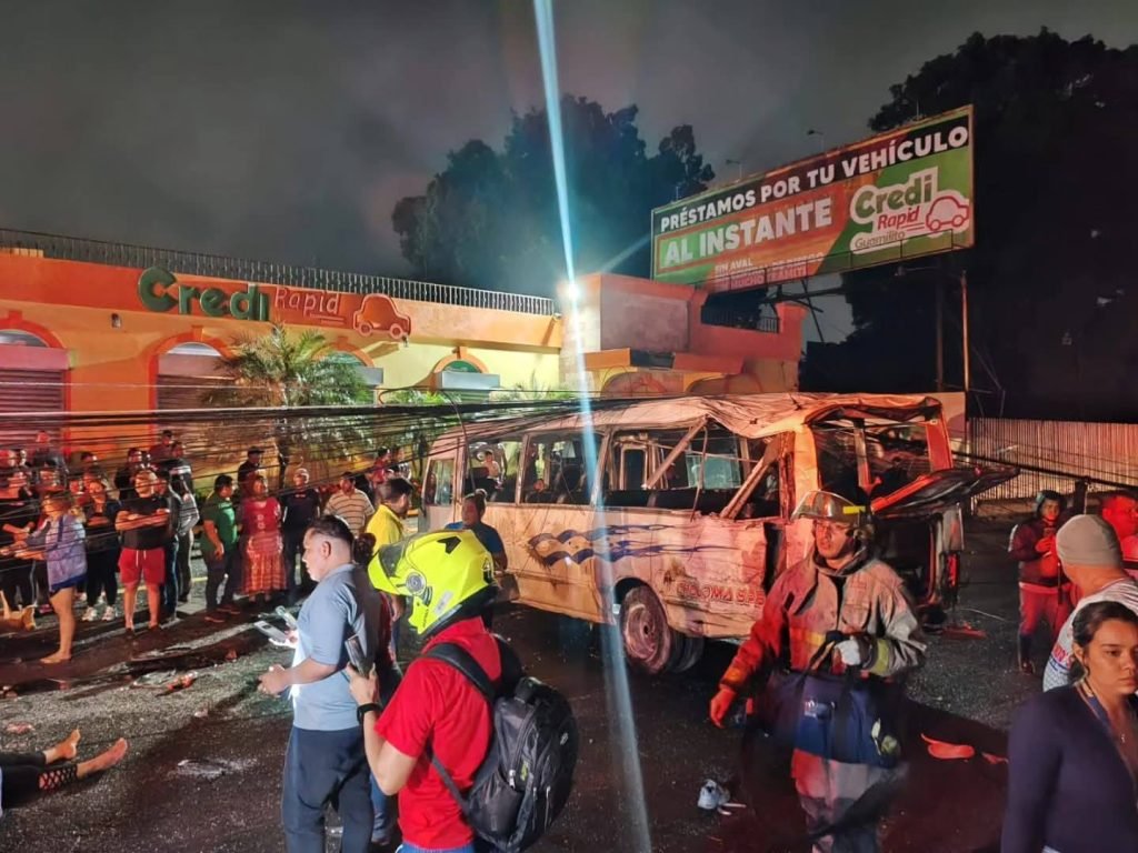 Madre muere protegiendo a su bebé en accidente de bus en San Pedro Sula 1 pppp 1024x768 1