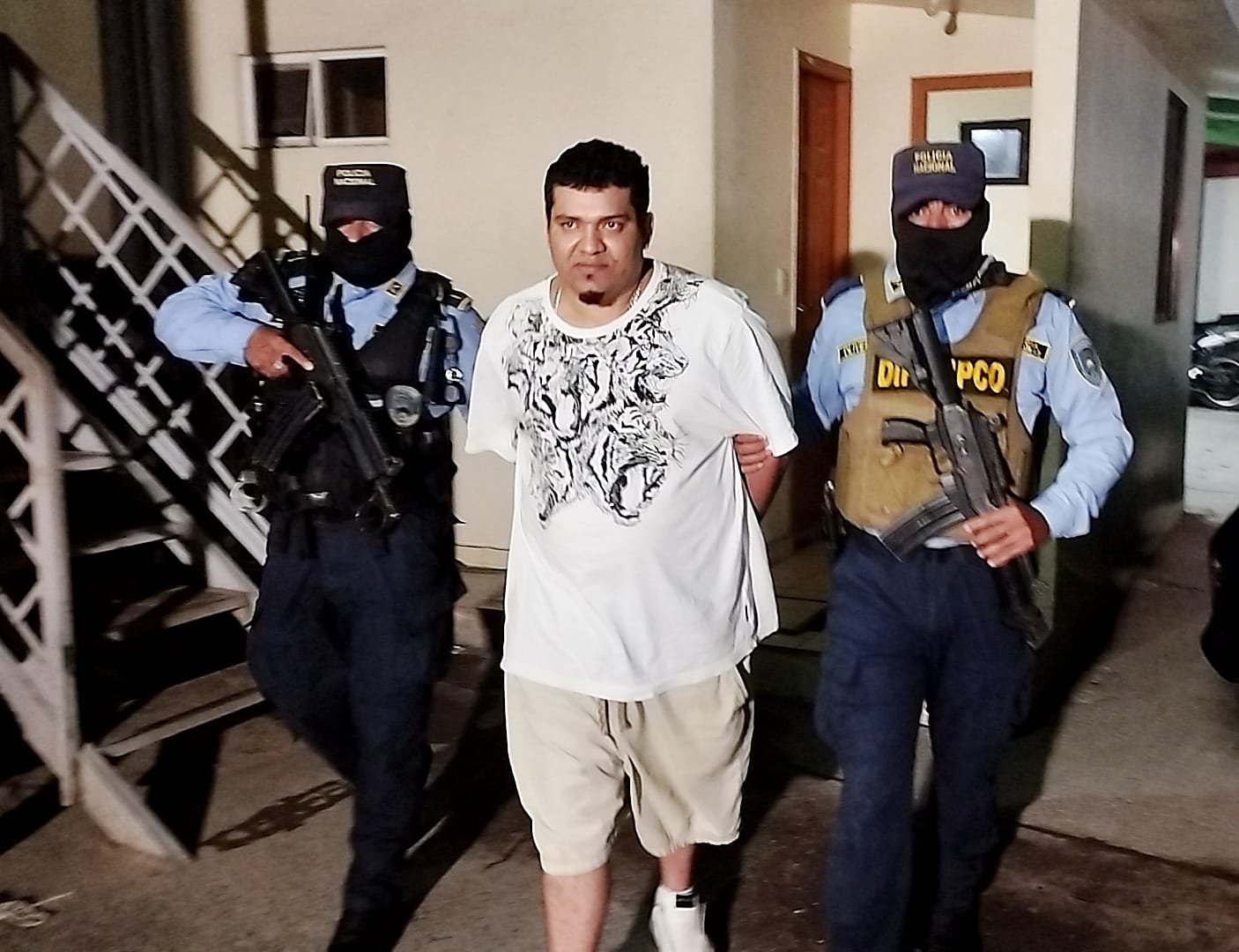 17f9ef2f 175c 43c2 9303 8d6702271f3e