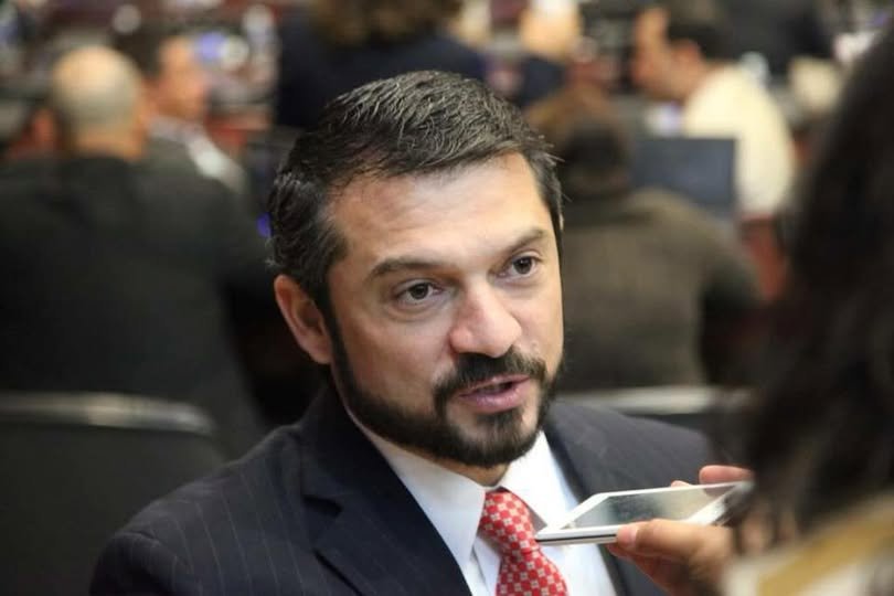 Liberales insisten en segunda vuelta y advierten castigo político 1 509399818 10026239290838028 648918872447770507 n