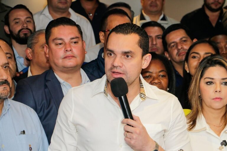 71634551 78e8 41b0 9427 ef543ace40ee