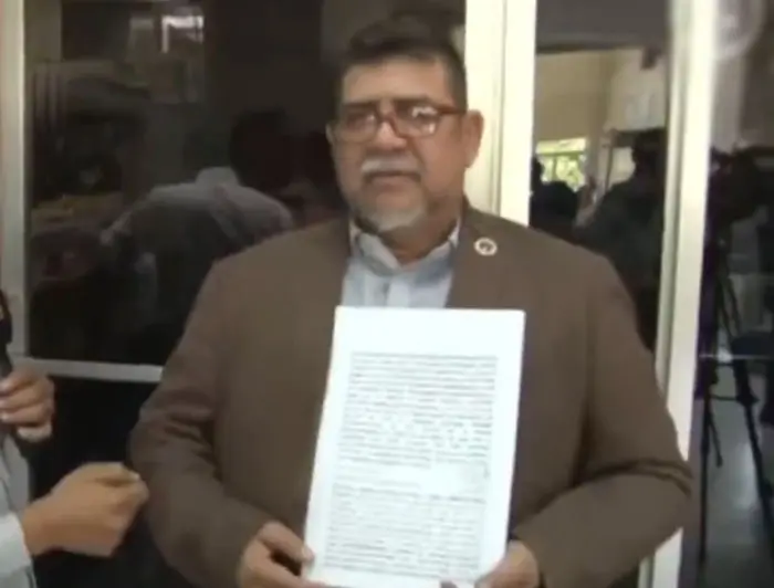 Abogados llevan a la Corte Suprema decreto que ordena recuento electoral 7 Abogado Leonel Nunez.jpg 1