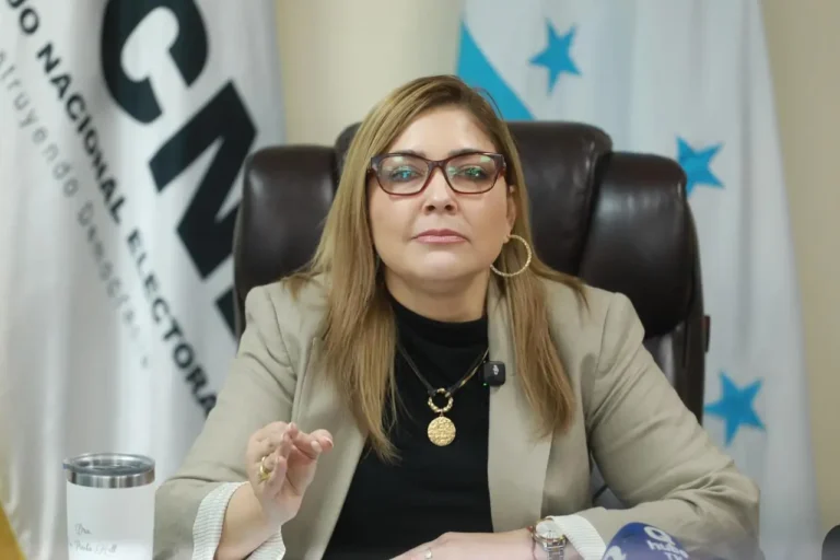 CNE dice no poder ejecutar Decreto 58-2025 por vicio constitucional 11 Ana Paola Hall presidencia 17.09 5.jpeg